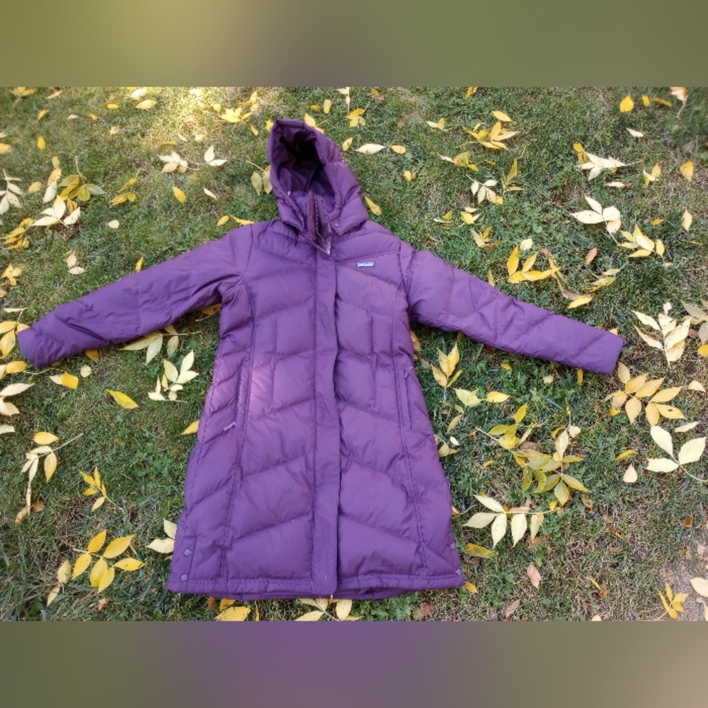 Patagonia Purple Puffer Coat Women's